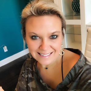 Meet your Posher, Tara